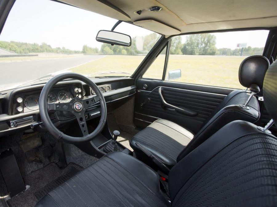  BMW 2000 tii Touring by Alpina 1972 года  (фото 5 из 8)